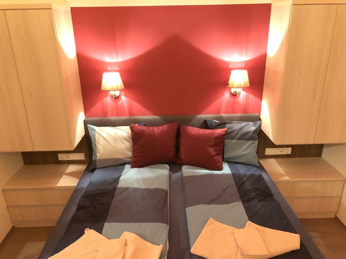 Frank & Fang Apartments Mk7 Budapest Ngoại thất bức ảnh