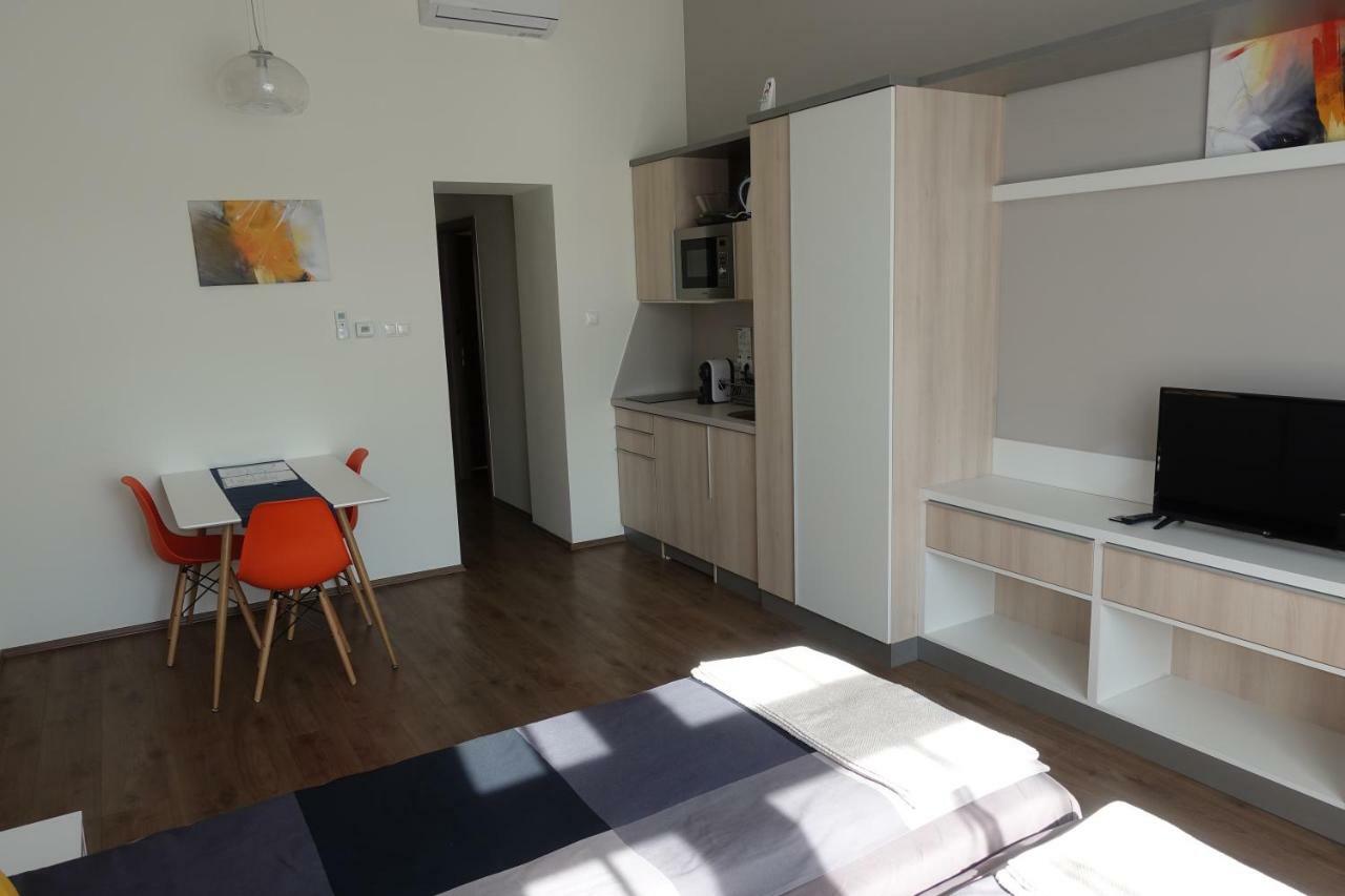Frank & Fang Apartments Mk7 Budapest Ngoại thất bức ảnh
